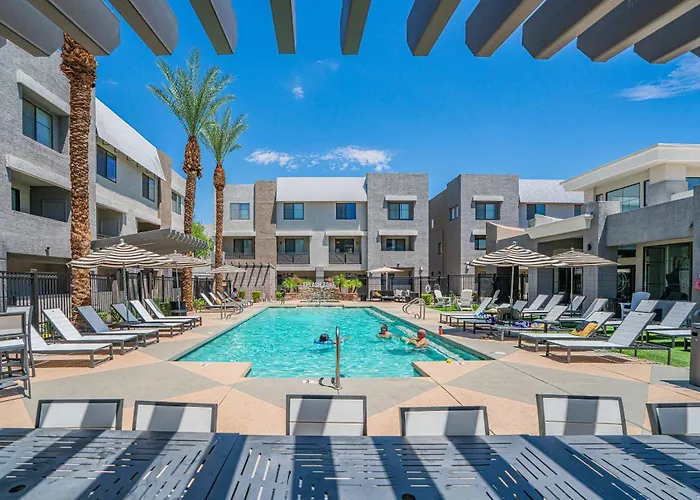 Westgate Oasis Pool Gym Steps From Stadium Az Apartament