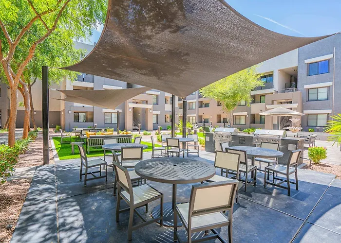 Westgate Oasis Pool Gym Steps From Stadium Az Apartament Glendale